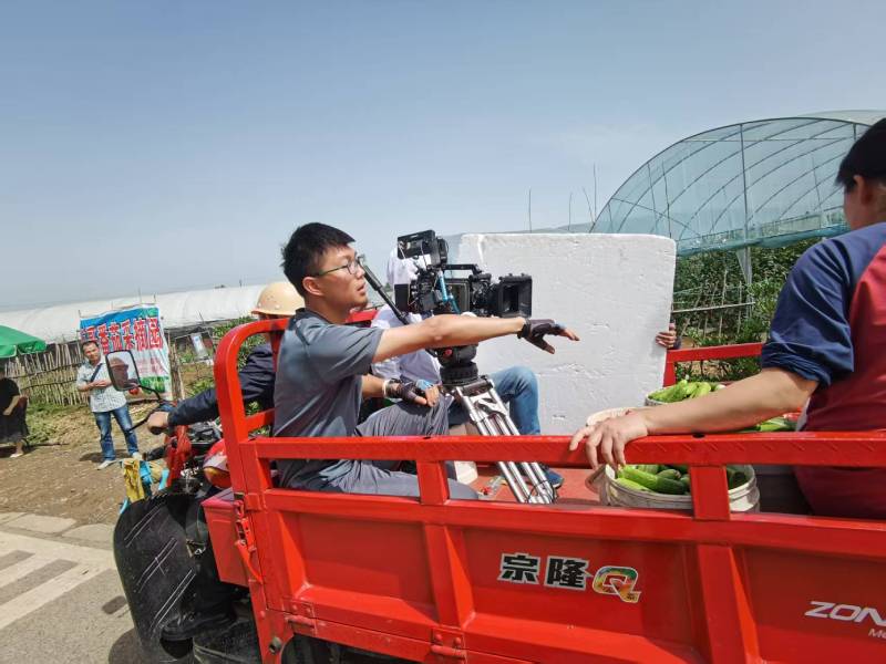 电商爆款背后的推手：石楼县产品视频拍摄公司精准捕捉卖点痛点